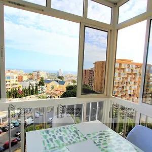 Apartamento 712 Iris - Vista Al Mar - A 10 Min De La Playa Caminando Y 5 Min Del Centro, Benalmádena